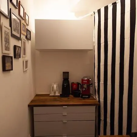 Perle Im Herzen Neukoellns Berlijn